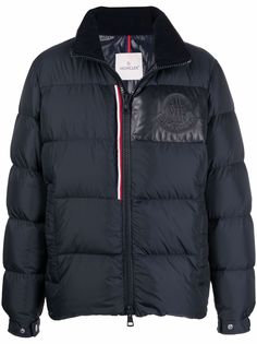 Moncler пуховик с капюшоном