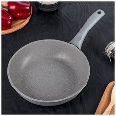 Сковорода Kukmara d 24 см, с ручкой, антипригарное покрытие, светлый мрамор