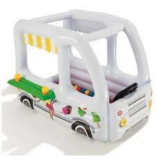 Надувной игровой центр Bestway 52268 Фургон с мороженым, 10 цветных шариков, надувной столик, 2 игрушечных рожка с мороженым, 122x84x84см