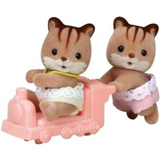 Sylvanian Families Игровой набор "Бельчата-двойняшки"