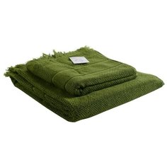Полотенце банное с бахромой оливково-зеленого цвета Essential, 70х140 см Tkano