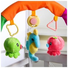 Дуга музыкальная Крошка Я на коляску или кроватку, "Осьминожки", 3 игрушки (4346700)