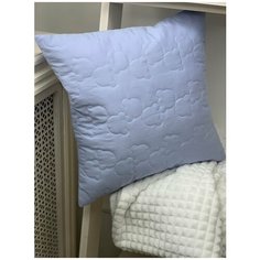 Подушка декоративная,стеганная 40/40 из мако сатина, голубая. Farfalina