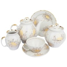 Сервиз чайный. Дулёвский фарфоровый завод.Форма Белый лебедь. Рисунок Подсолнухи. 21 предм.