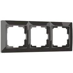 Рамка Werkel из пластика на 3 поста Snabb Basic серо-коричневый W0032007