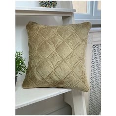 Подушка декоративная, стеганная 40/40 из велсофта, бежевая. Farfalina