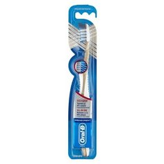 Зубная щетка Oral-B Pro-Expert Все в одном: средней жесткости