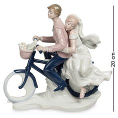 Фигурка Молодожены JP-15/31 113-104952 Pavone