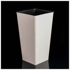 Кашпо со вставкой 28 л, 13 л "Ротанг", цвет белая роза 4652571 Алеана