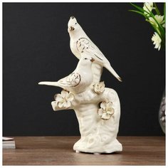 Сувенир керамика "Две птички с хохолками на коряге с цветами" белый с золотом 21,5х14х7,5см 4444842 Сима ленд