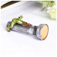 Сувенир полистоун миниатюра "Лягушка на фонарике" 4х3х8 см 4128525 Сима ленд