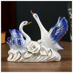 Сувенир керамика "Взлёт лебедей из пруда" синие, страза 11,7х5х14 см 4978246 Сима ленд