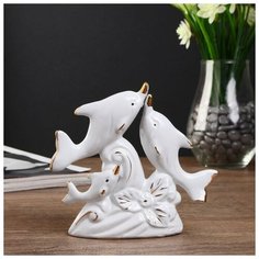 Сувенир керамика "Три дельфина на волне с цветком" белый с золотом 12,5х13,8х3,5 см 4444825 Сима ленд