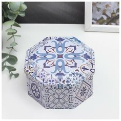 Шкатулка металл многогранник "Марокканские синие узоры на белом" 6,5х11,5х11,5 см 5352440 Сима ленд