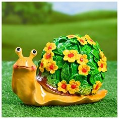 Садовая фигура "Улитка резная" акрил, цветы желтые 20х11х12см 4793732 Хорошие сувениры
