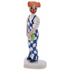 Статуэтка "Мальчик-клоун", из серии "Дети в карнавальных костюмах", фарфор, роспись, "Royal Copenhagen", скульптор К. Томалак, Дания, 2000-2005 гг.