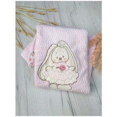 Плед «Пушистик», цвет-розовый, вышивка-зайчиха Jolly Baby