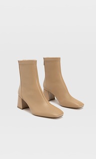 Stradivarius Ботильоны На Среднем Каблуке С Эластичным Голенищем Бежевый 35