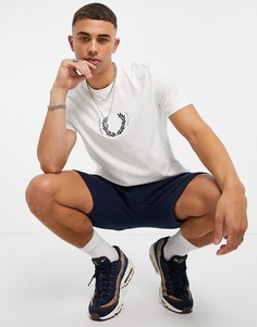Белая футболка Fred Perry Laurel Wreath-Белый