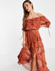 Платье макси из шифона и ткани добби с открытыми плечами и поясом ASOS DESIGN-Разноцветный