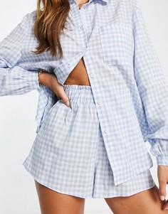 Пляжные шорты в пастельно-голубую клетку от комплекта Fashion Union-Голубой