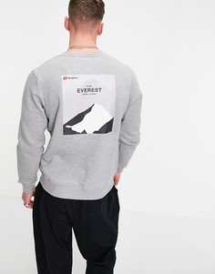 Серый свитшот с логотипом Berghaus Heritage