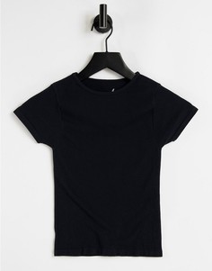 Трикотажная укороченная футболка черного цвета Free People Weekday-Черный цвет