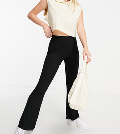 Черные расклешенные брюки в рубчик ASOS DESIGN Petite-Черный цвет