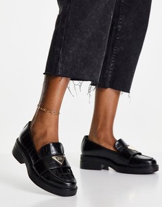 Черные лоферы на массивной подошве с логотипом и эффектом крокодиловой кожи River Island-Черный цвет
