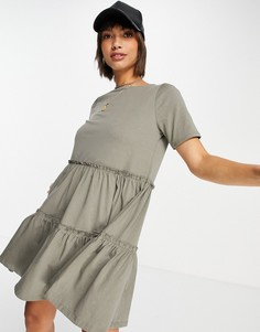 Шалфейно-зеленое платье-футболка мини с присборенной юбкой River Island-Зеленый цвет