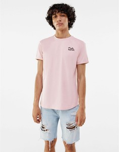 Розовая футболка с принтом на груди Bershka-Розовый цвет