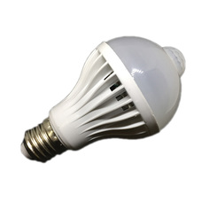 Лампочка Espada E27-6-M-6W 100-265V с датчиком освещения In Home