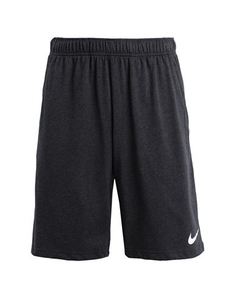 Шорты и бермуды Nike