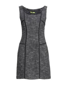 Короткое платье Versace Jeans