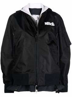 Nike бомбер с логотипом из коллаборации с Sacai