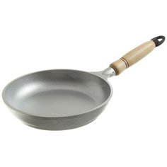 Сковорода Kukmara 20 см, с деревянной ручкой