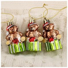 Украшение елочное Зимнее волшебство "Мишка на подарке", 3 шт, 6*4 см (4192531)