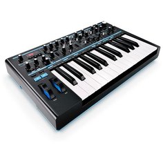 Синтезатор NOVATION BASS STATION II