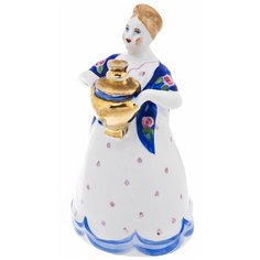 Статуэтка "Девушка с самоваром", фарфор, роспись, золочение, Дулевский фарфоровый завод, скульптор Н. А. Малышева, СССР, 1968-1991 гг.