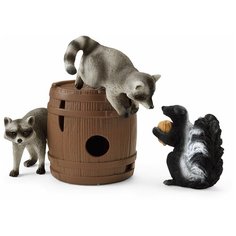 Игровой набор Schleich «Охота за орехами. Еноты и скунс» (42532)