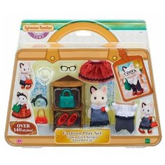 Sylvanian Families TOWN Series Набор "Кошка модница в городе и ее гардероб" 5462