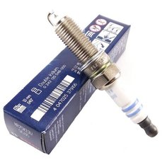 Свеча зажигания Bosch YR7SII33U 1 шт.