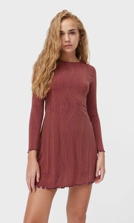 Stradivarius Короткое Платье С Волнистой Кромкой Пурпурный M