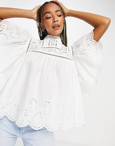 Белая блуза с расклешенными рукавами и вышивкой ришелье Topshop-Белый