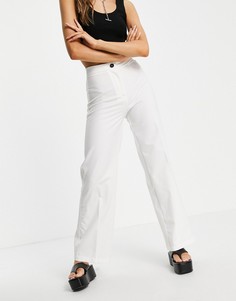 Белые свободные брюки с широкими штанинами в винтажном стиле Bershka-Белый