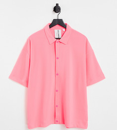 Неоново-розовая oversized-рубашка из плотной ткани в рубчик с короткими рукавами COLLUSION Unisex-Розовый цвет