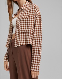 Коричневая укороченная рубашка в мелкую клетку Bershka-Коричневый цвет