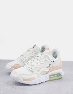 Кремово-коралловые кроссовки Jordan MA2-Белый