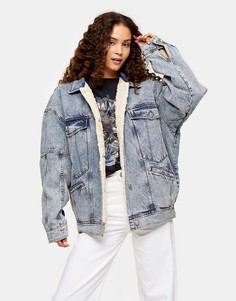 Сине-голубая джинсовая куртка в стиле oversized из переработанного хлопка с подкладкой из искусственного меха Topshop-Коричневый цвет