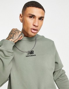 Свитшот цвета хаки с логотипом New Balance – эксклюзивно для ASOS-Зеленый цвет
